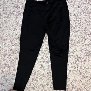 Tek Gear 2XL Workout Gear High Waisted Black Leggings W/ Pockets Like NEW